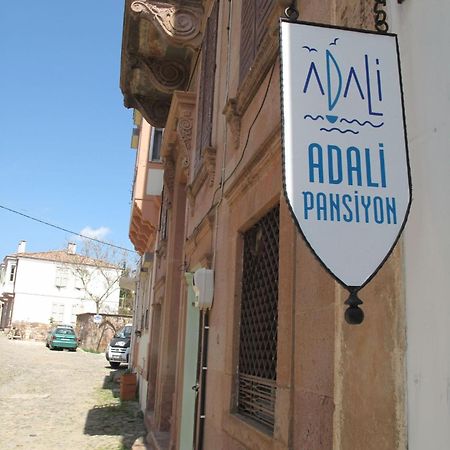 Cunda Adali Pansiyon Ayvalı المظهر الخارجي الصورة