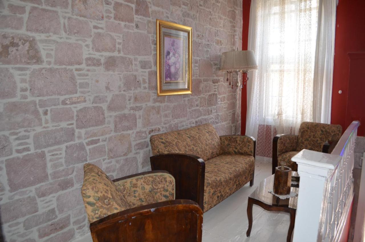 Cunda Adali Pansiyon Ayvalı المظهر الخارجي الصورة
